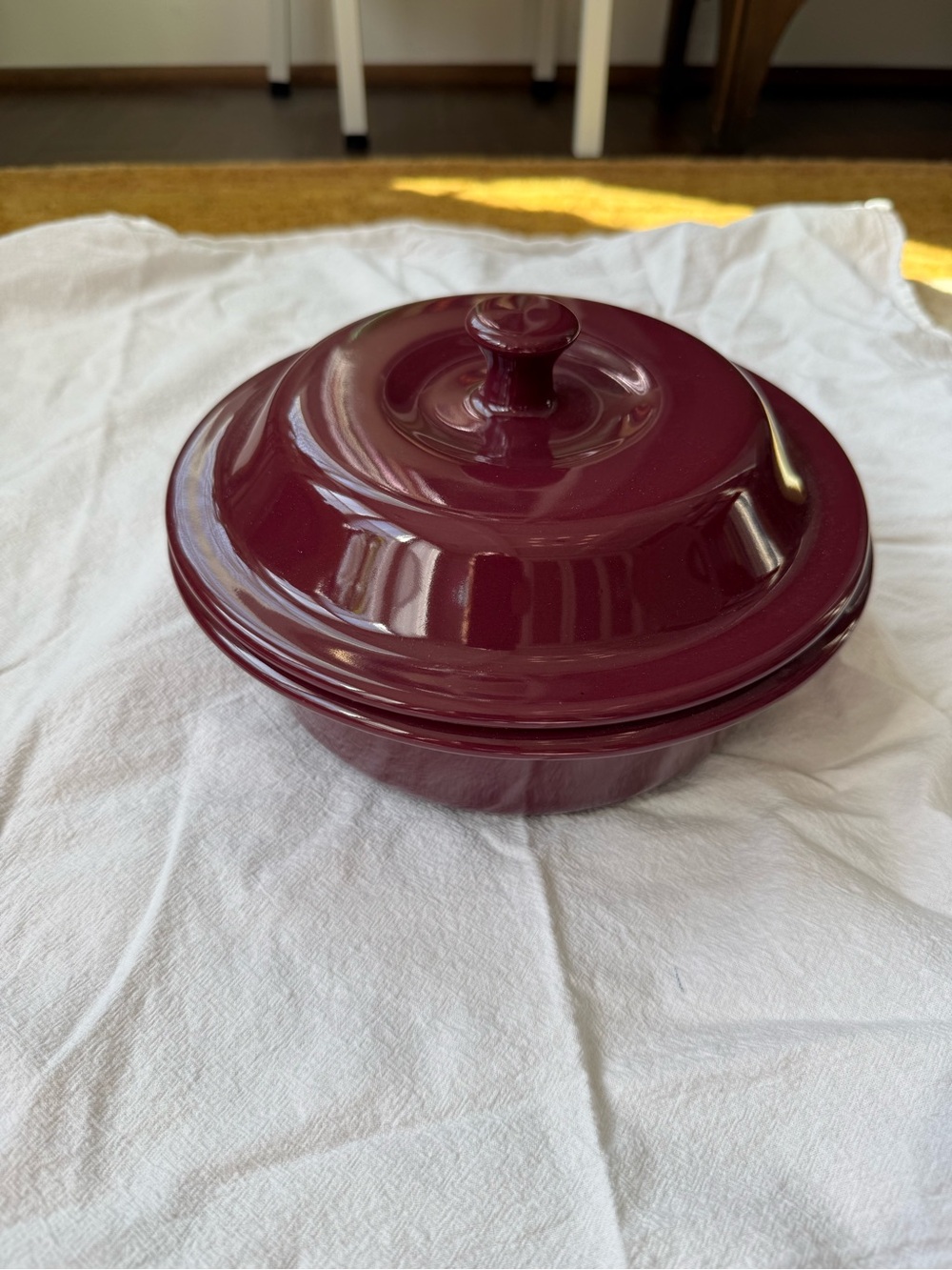 Pampered Chef Cranberry Round Covered Baker 6C / 1.5L Stoneware USA #1154
